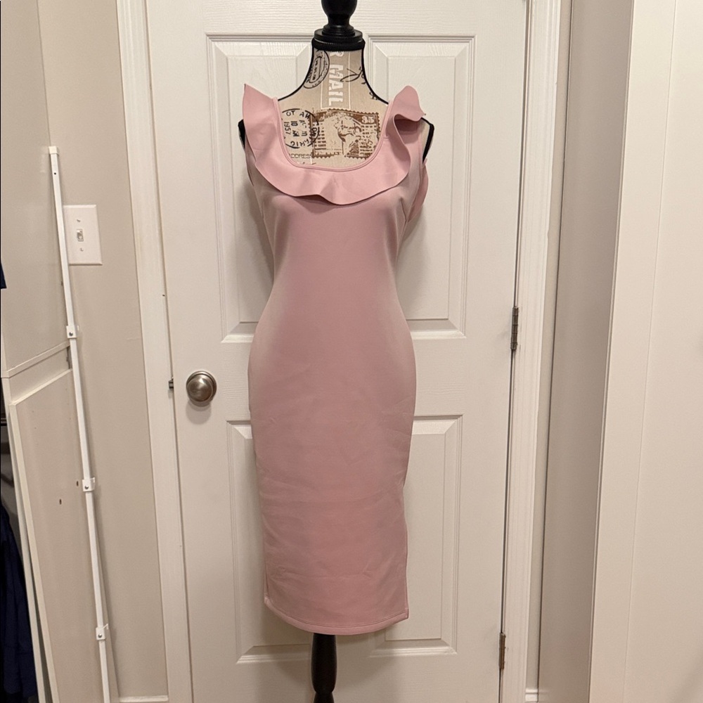 Venus LIGHT PINK DRESS WITH RUFFLE SLEEVES NEW M